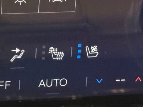 Used 2024 GMC Acadia Denali w/ LPO, Floor Liner Package AWD/4WD image 31