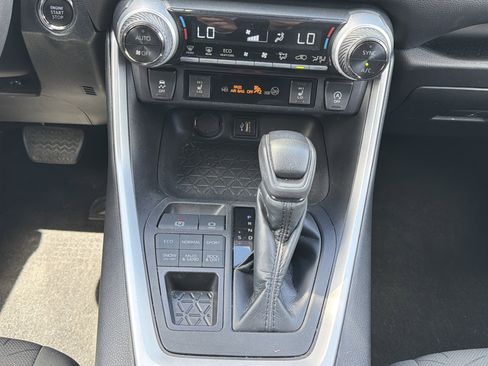 Used 2023 Toyota RAV4 XLE w/ Convenience Package AWD/4WD image 21