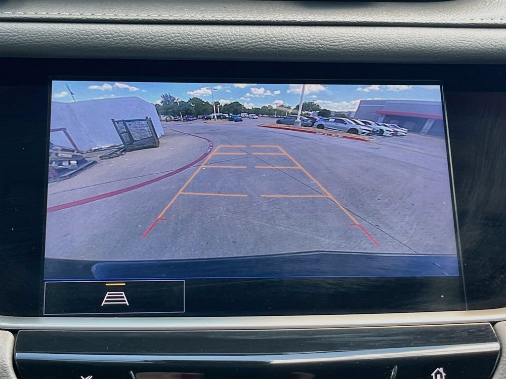 Used 2022 Cadillac XT5 Premium Luxury w/ LPO, Floor Liner Package FWD image 14