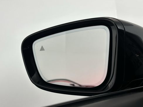 Used 2022 BMW 750i xDrive 750i xDrive w/ Executive Package image 50