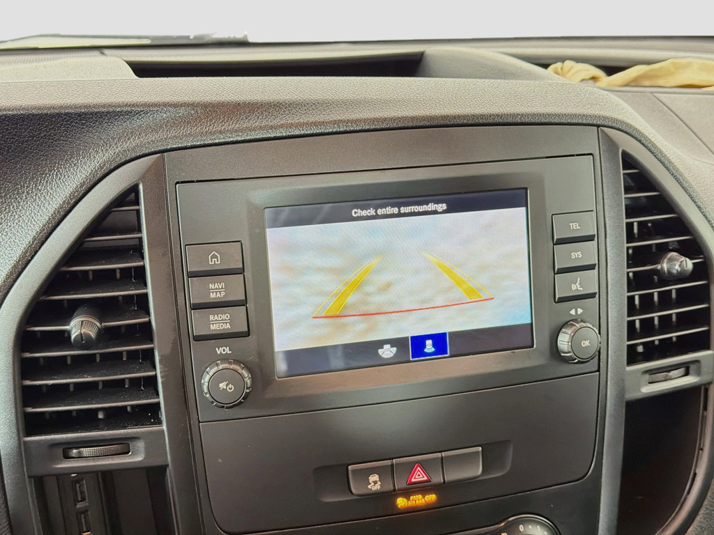 Used 2022 Mercedes-Benz Metris image 27