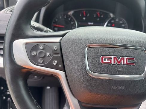 Used 2024 GMC Terrain SLT AWD/4WD image 13