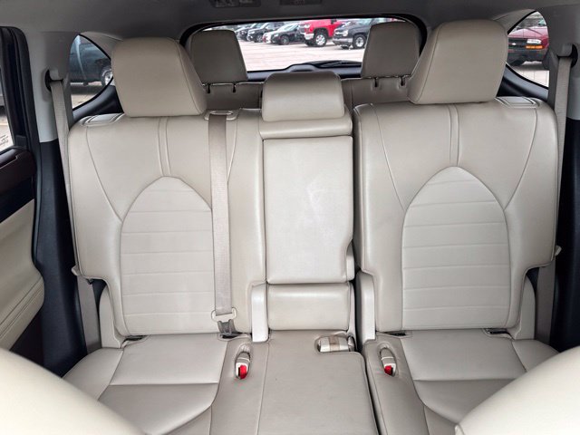Used 2022 Toyota Highlander XLE AWD/4WD image 47