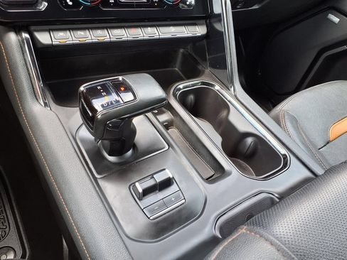 Used 2023 GMC Sierra 1500 AT4 w/ AT4 Preferred Package AWD/4WD image 30