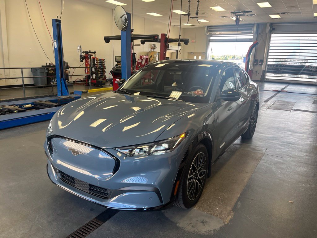 Used 2024 Ford Mustang Mach-E Premium AWD/4WD image 5