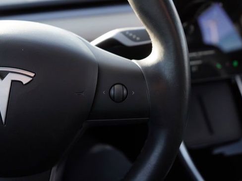 Used 2019 Tesla Model 3 Long Range image 15