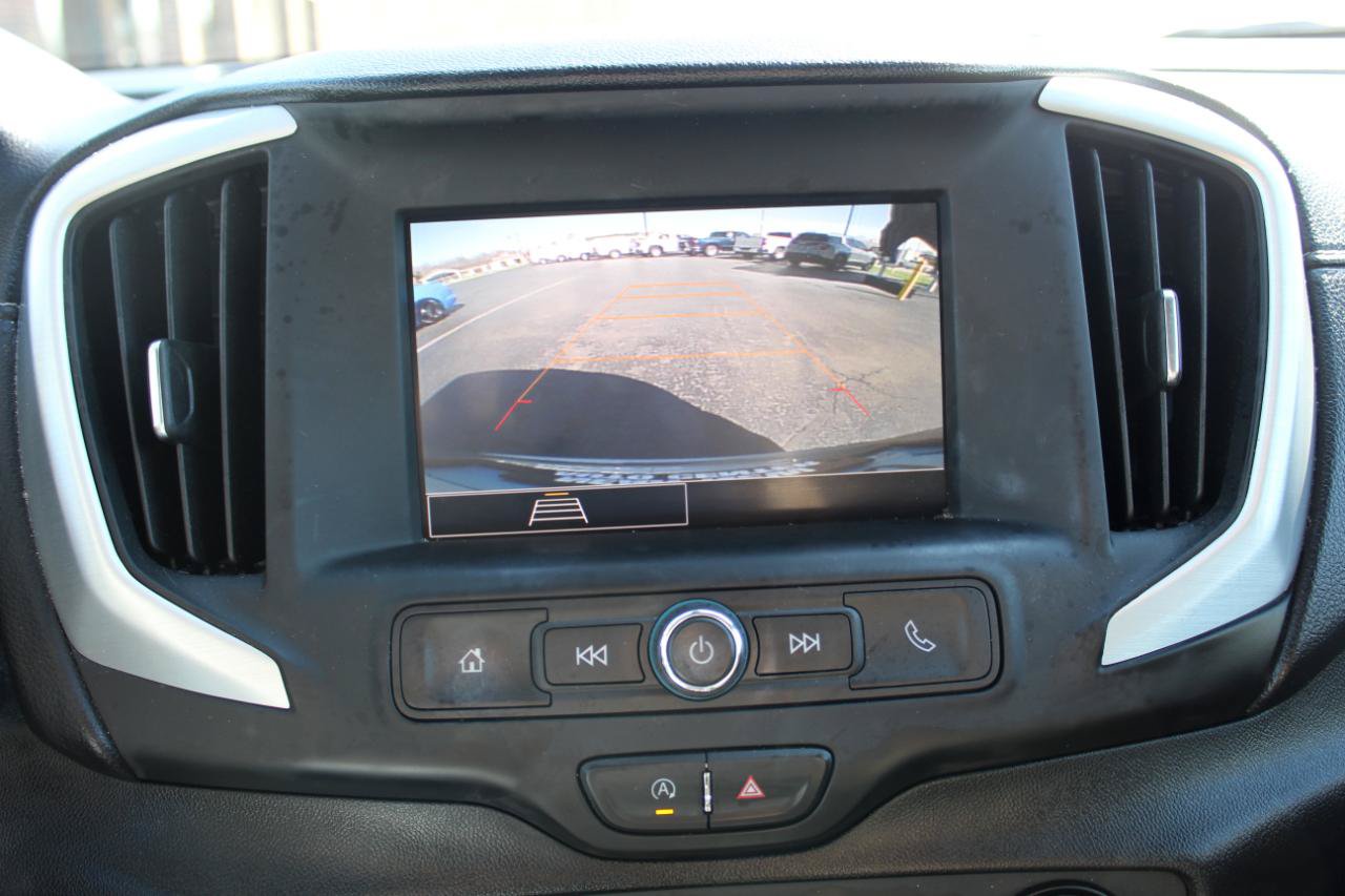 Used 2023 GMC Terrain SLE AWD/4WD image 17