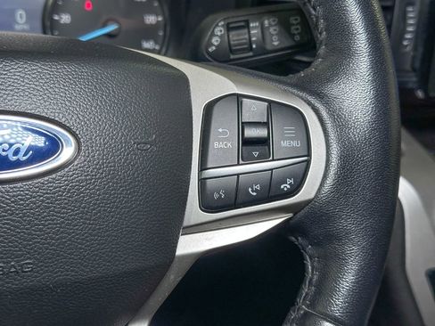 Certified 2022 Ford Explorer XLT image 37