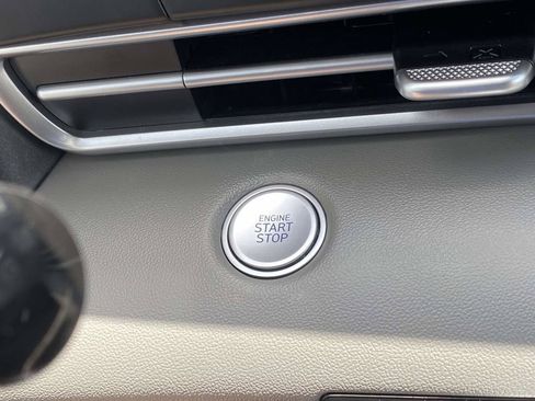 Certified 2025 Hyundai Elantra Sport FWD image 27