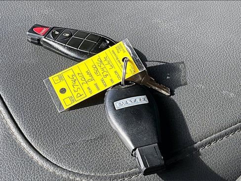 Used 2017 RAM 1500 Tradesman image 9