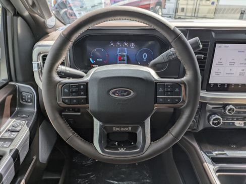 New 2025 Ford F350 King Ranch w/ FX4 Off-Road Package image 49