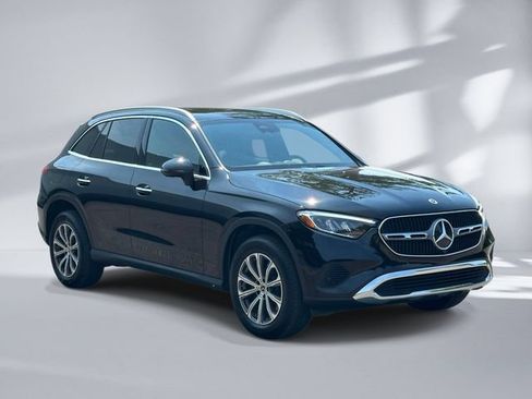 Certified 2025 Mercedes-Benz GLC 300 4MATIC image 5