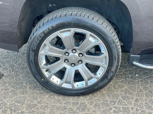 Used 2018 GMC Yukon Denali image 35