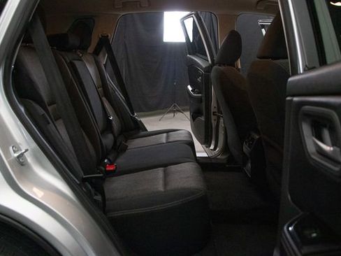 Used 2024 Nissan Rogue SV image 18