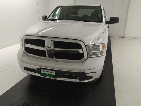 Used 2023 RAM 1500 Classic SLT AWD/4WD image 15