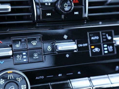 New 2025 Nissan Armada Platinum Reserve image 44