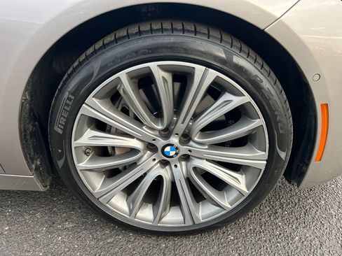 Used 2021 BMW 750i xDrive 750i xDrive w/ Executive Package image 37