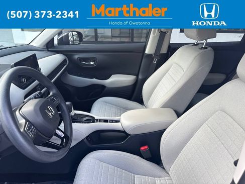 Used 2024 Honda HR-V LX image 11