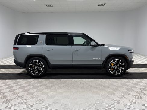 Used 2024 Rivian R1S Adventure AWD/4WD image 6