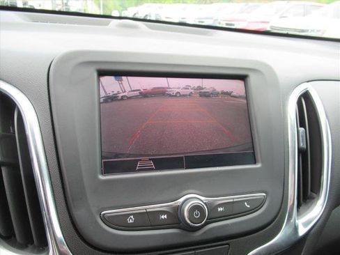 Used 2024 Chevrolet Equinox LT image 26