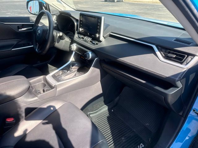 Used 2019 Toyota RAV4 XLE Premium w/ Advanced Technology Package FWD image 15