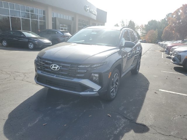 New 2026 Hyundai Tucson SEL Plus AWD/4WD image 2