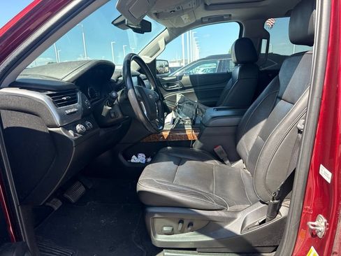 Used 2020 Chevrolet Tahoe Premier AWD/4WD image 3