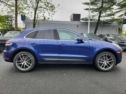 Used 2023 Porsche Macan AWD/4WD image 7