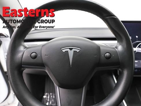 Used 2018 Tesla Model 3 Long Range image 10