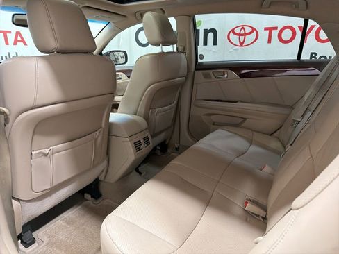 Used 2009 Toyota Avalon Limited FWD image 17