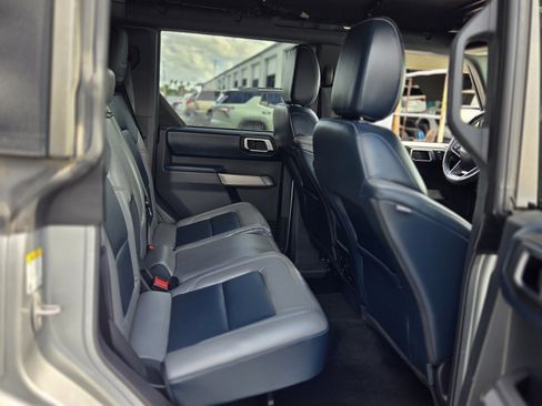 Used 2021 Ford Bronco Outer Banks AWD/4WD image 14