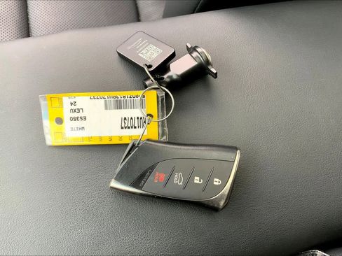 Certified 2024 Lexus ES 350 w/ Premium Package image 14