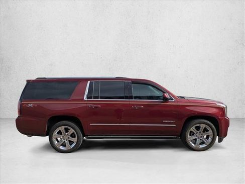 Used 2019 GMC Yukon XL Denali w/ Denali Ultimate Package image 4