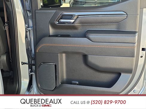 Used 2025 GMC Sierra 1500 AT4 w/ AT4 Premium Package AWD/4WD image 29