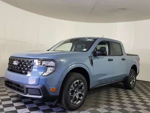 New 2026 Ford Maverick XLT image 3