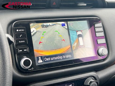 Used 2022 Nissan Kicks SR image 15