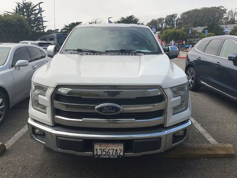 Used 2016 Ford F150 Lariat w/ Equipment Group 502A Luxury RWD image 2