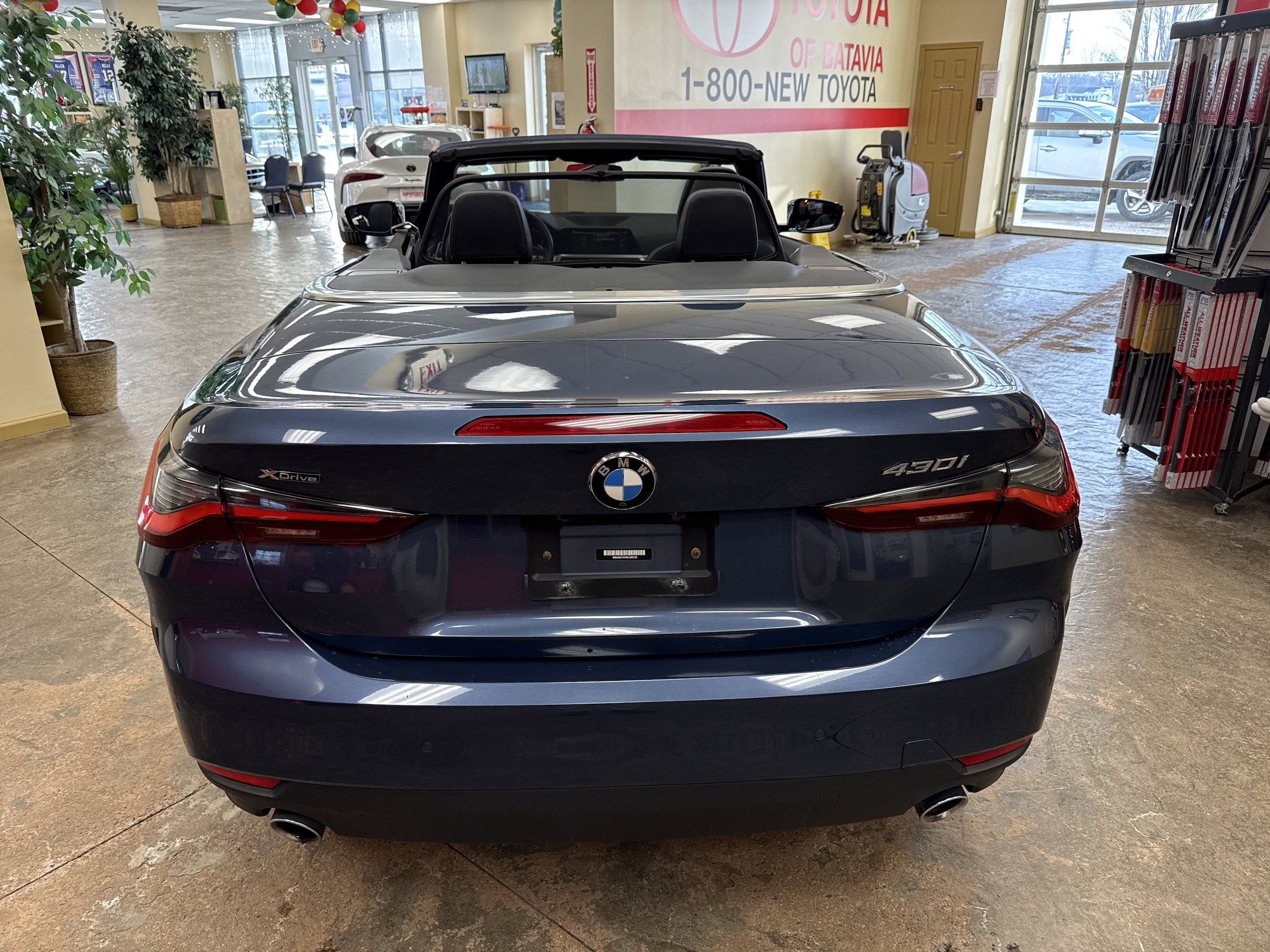 Used 2022 BMW 430i xDrive Convertible w/ Premium Package AWD/4WD image 44