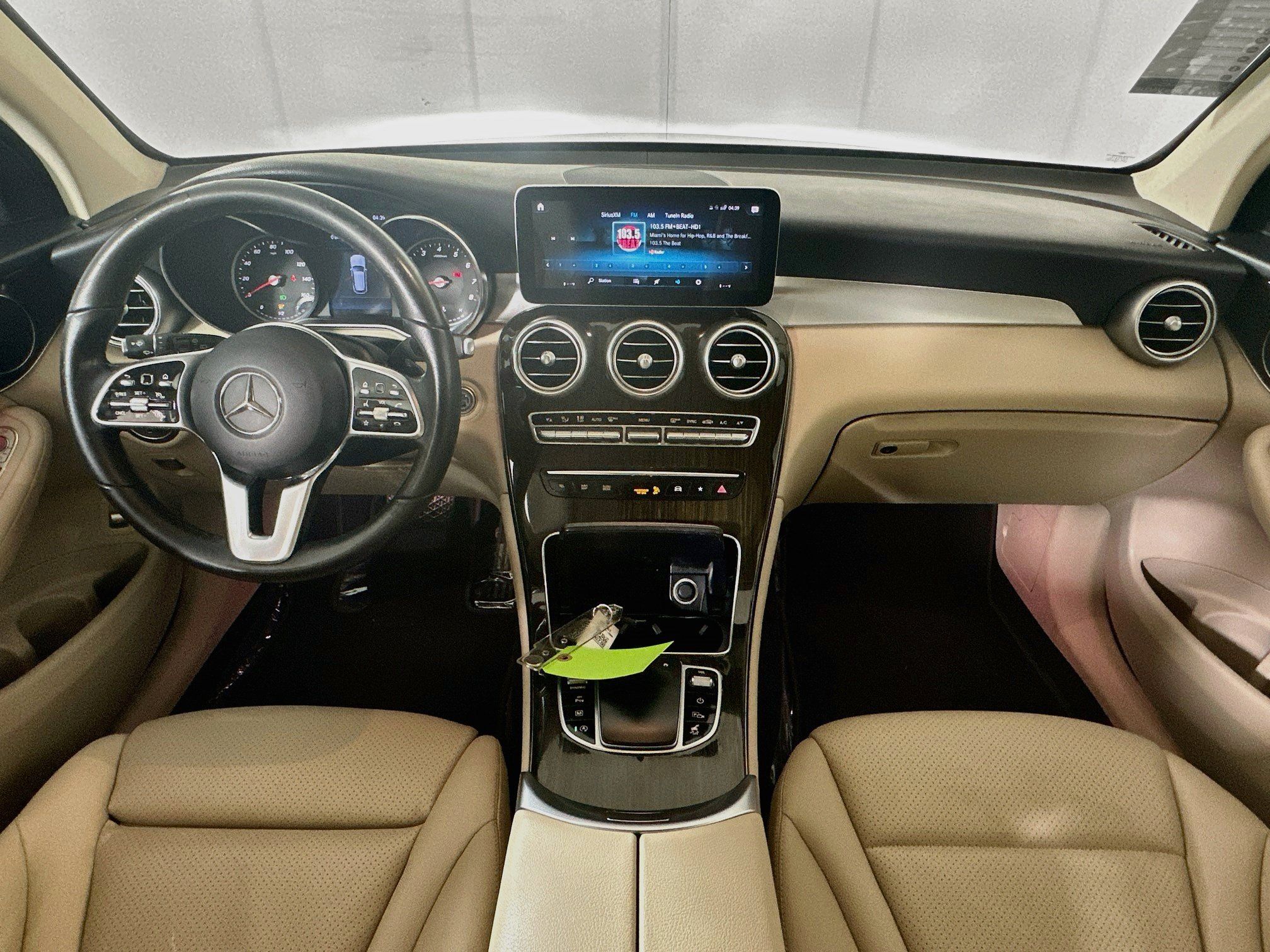 Used 2021 Mercedes-Benz GLC 300 4MATIC image 27