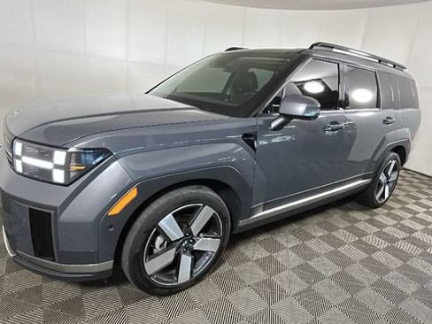 Used 2024 Hyundai Santa Fe Limited FWD image 6