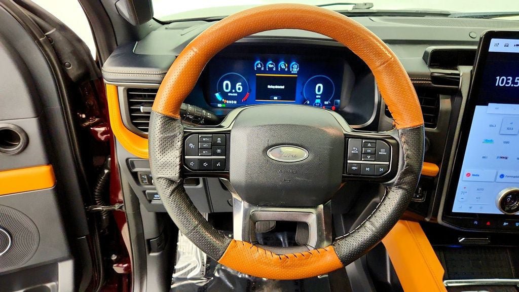Used 2023 Ford Expedition Platinum AWD/4WD image 14