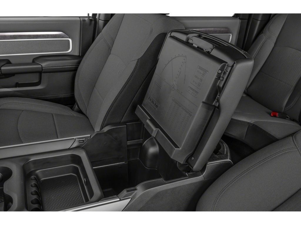 Used 2023 RAM 2500 Laramie w/ Snow Chief Group AWD/4WD image 9