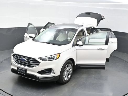 Used 2019 Ford Edge Titanium w/ Cold Weather Package AWD/4WD image 45