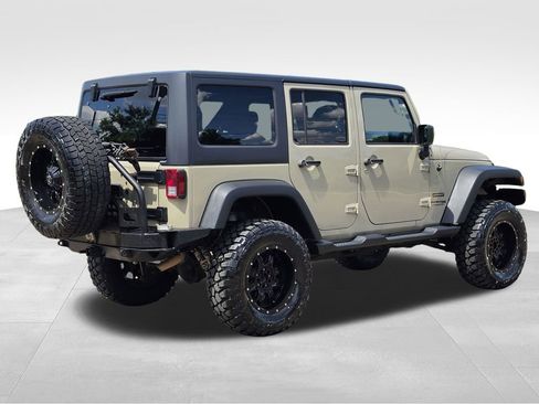 Used 2018 Jeep Wrangler Unlimited Sport w/ Connectivity Group AWD/4WD image 6
