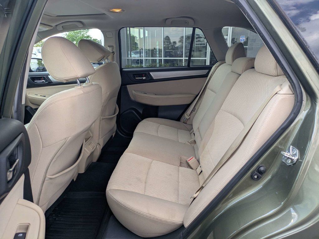 Used 2019 Subaru Outback 2.5i Premium AWD/4WD image 16
