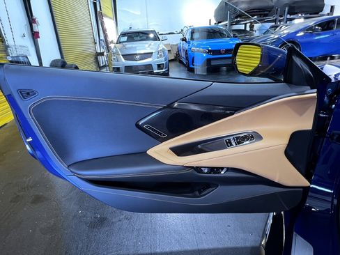 Used 2025 Chevrolet Corvette Z06 w/ Z07 Performance Package RWD image 25