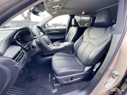 Certified 2026 INFINITI QX60 Luxe w/ Cargo Package image 23