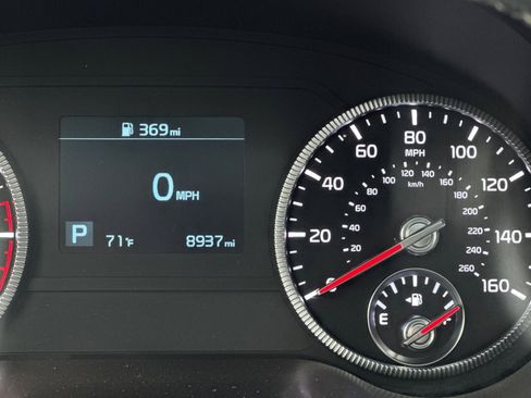 Used 2022 Kia Telluride EX w/ EX Premium Package image 3