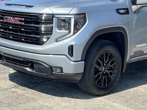 New 2026 GMC Sierra 1500 Elevation image 9