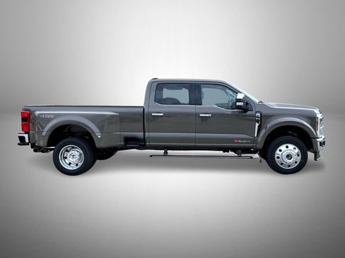 New 2026 Ford F450 Lariat w/ Lariat Ultimate Package AWD/4WD image 4